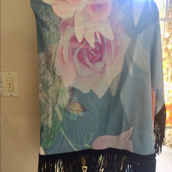 ❤️HOST PICK 🐇 Lucky Hearts White Rabbit Cape❤️ - Picture 5 of 6